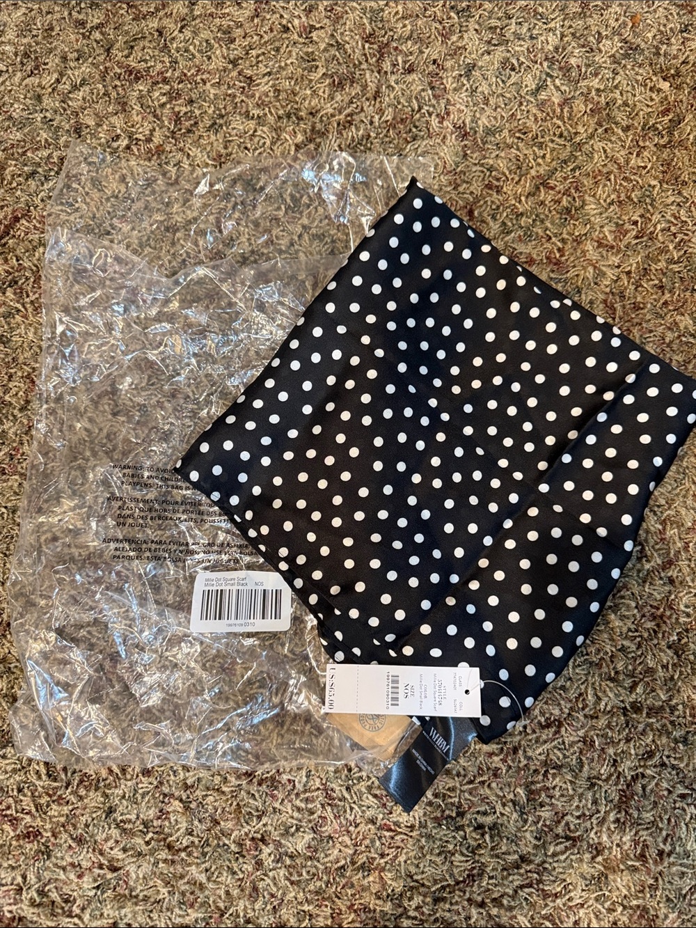 Women’s White House Black Market-Black and White Polka Dot Scarf